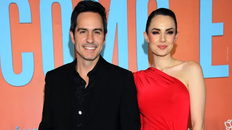 Así festejaron Mauricio Ochmann y Paulina Burrola su primer aniversario.