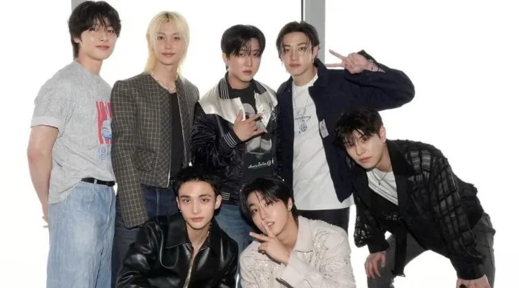 straykids mex straycity.jpg