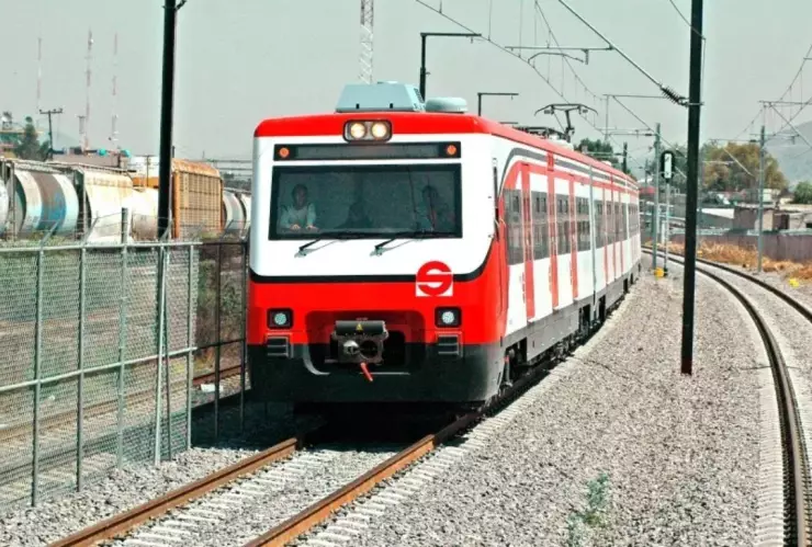 Tren Suburbano corcocircuito