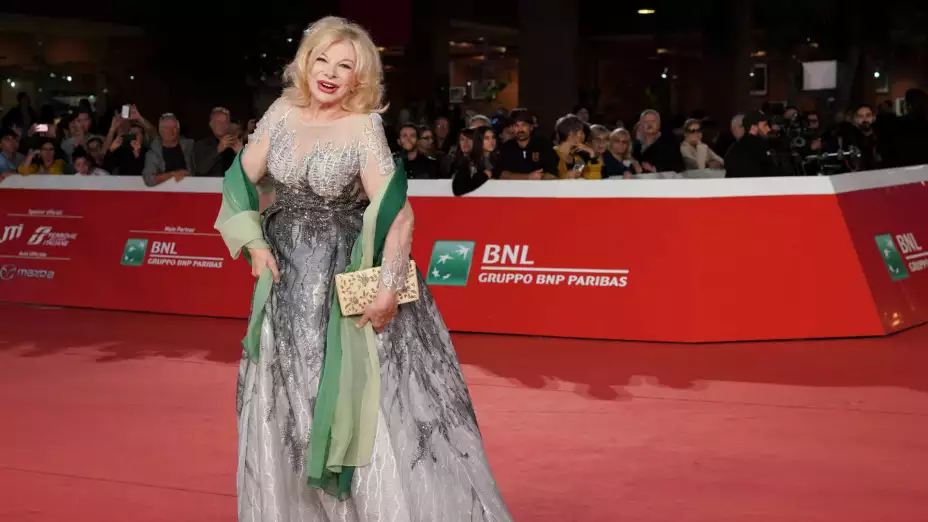 Sandra Milo en la alfombra roja de la película Pavarotti, en 2019.