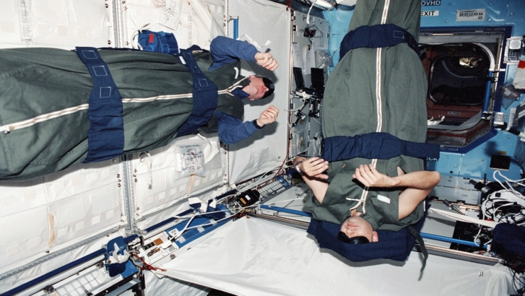¿Problemas para dormir_ La NASA emite técnicas de astronautas que te podrían servir