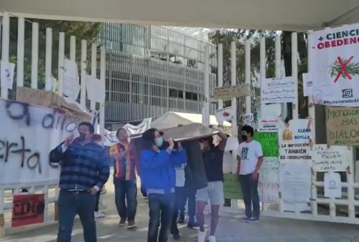 CIDE toma de instalaciones estudiantes
