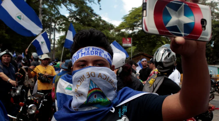 Miles se manifiestan en Nicaragua por la democracia y la justicia