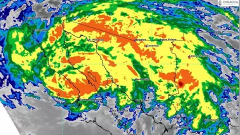 Huracán Kay se degrada a tromenta.jpg