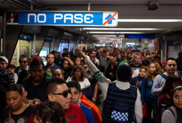Remodelación en metro Zócalo