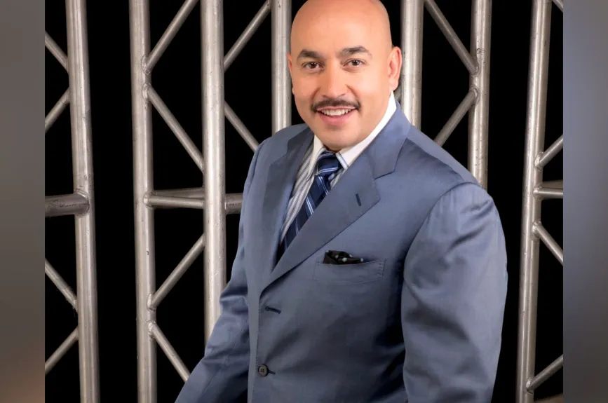 Su rol en Pase a la Fama será el de mentor y guía musical, no el de concursante.