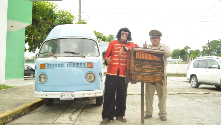 Organillero en Cancún, una tradición que llega al Caribe Mexicano