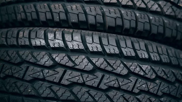 cómo saber si las llantas de los autos resisten las lluvias.jpg