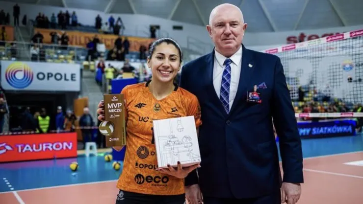 uxue-guereca-mexicana-juega-polonia-equipo-ideal-temporada-2025-2026