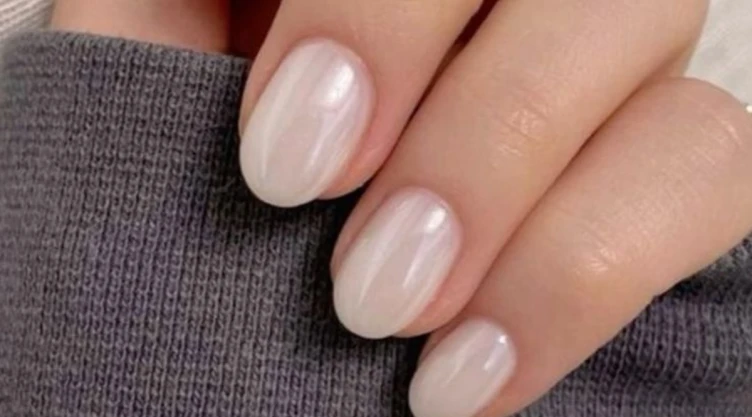 uñas perlas.png