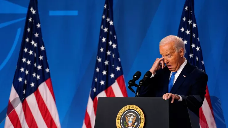 ¡Dos en uno! Primero Zelenski y luego Kamala Harris; las pifias de Biden este jueves negro