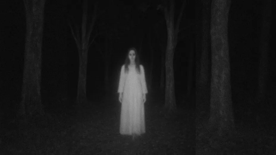 Video viral muestra presunta “Dama de Blanco” en Parque Morelos, Tijuana