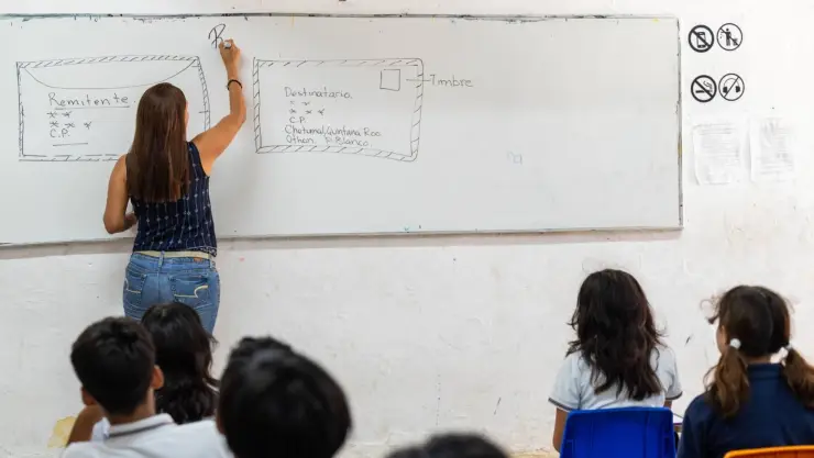 Convocan a maestros al Programa de Enseñanza del Idioma Inglés en Quintana Roo; aquí los detalles