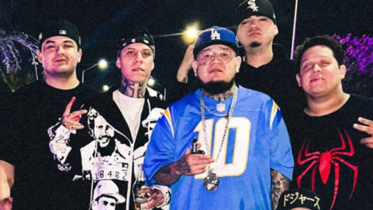 video-santa-fe-klan-millonario-sorprenden-familia-permiso-usar-bano.jpg