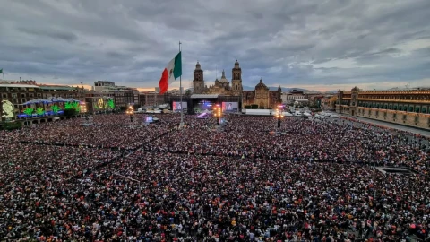concierto de Grupo Firme Zócalo récord asistencia