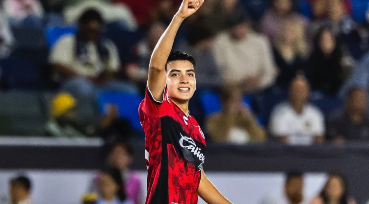 Gil Mora