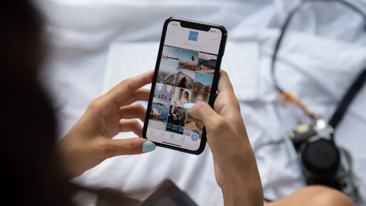 ¿Cómo activar el filtro de luz azul en tu celular?