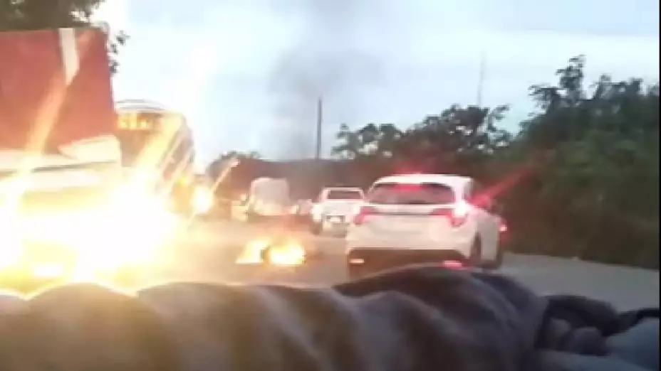 Muere estudiante en accidente carretero.