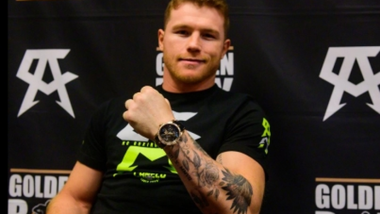 “Canelo” Álvarez noquea a Kovalev y logra tetracampeonato mundial