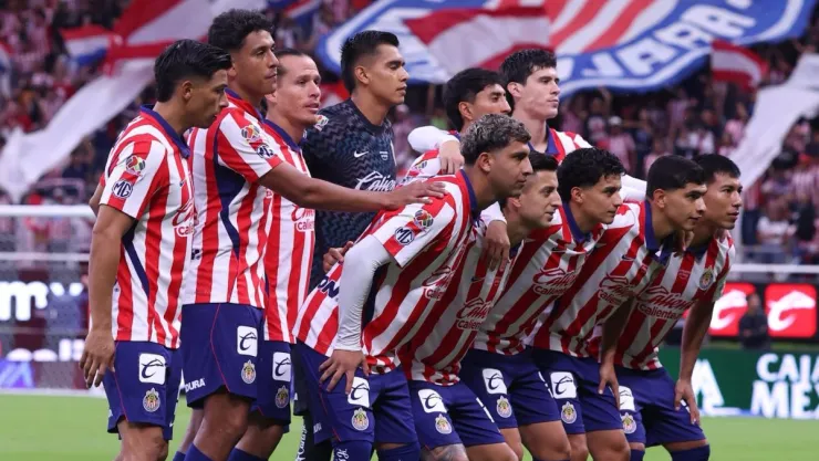 omar-arellano-3-peores-jerseys-chivas.jpg
