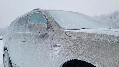 ¿Cómo afecta el frío a los carros y qué hacer para que no se dañe.jpg