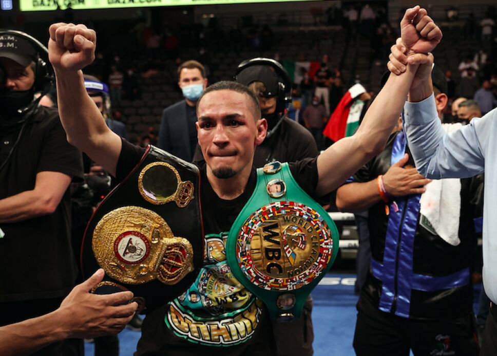 Gallo Estrada nuevo campeon .jpg