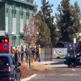 Tiroteo en primaria de Oregon deja múltiples víctimas; justiciero acaba con atacante.jpg