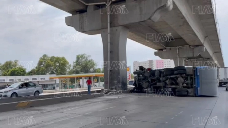 volcadura autopista mexico puebla martes 16 mayo