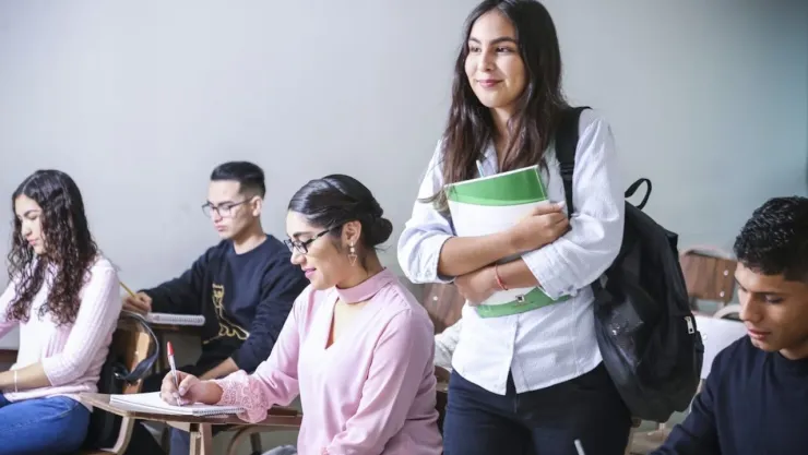 México, penúltimo en inversión por estudiante entre países de la OCDE en 2025