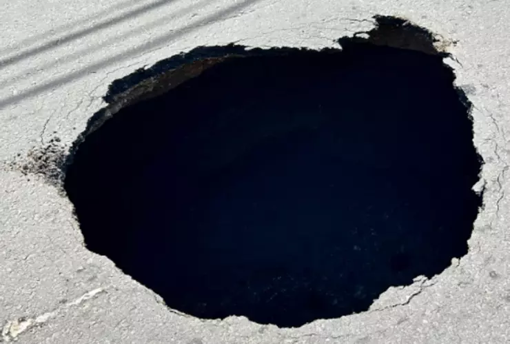 socavón 25 sur y 3 poniente