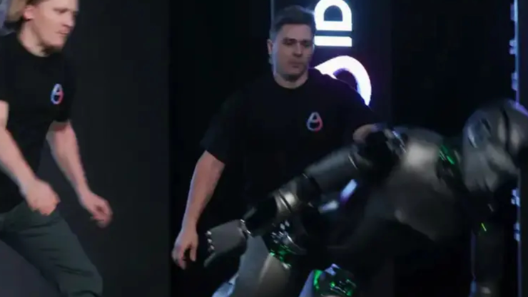 robot humanoide