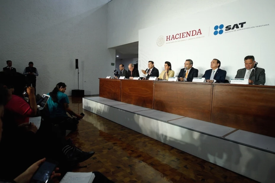 Hacienda empresarios