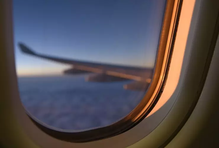 Cambio de horario en 2025: ¿Cómo afectará a los vuelos y transporte público de Baja California?