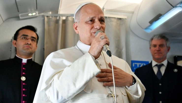 Papa Leo respondió a los ataques de Donald Trump