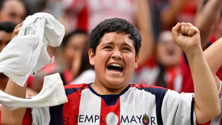 ¿Qué pasará con Pérez Bouquet, Ríos y Ormeño? Chivas define su futuro