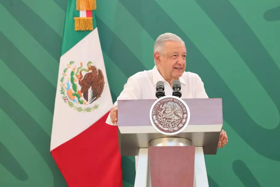 AMLO 21 de abril.jpg