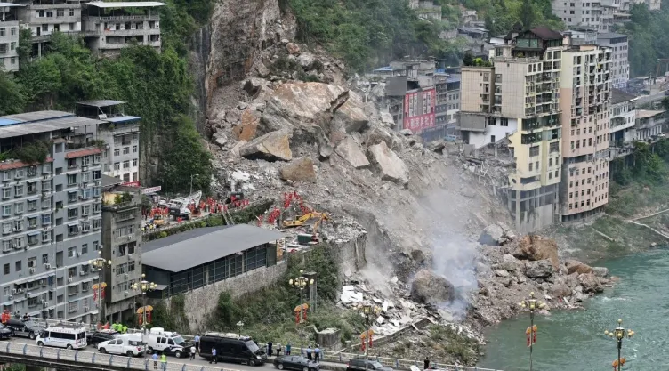 Deslave en China deja victimas mortales, heridos y miles evacuados