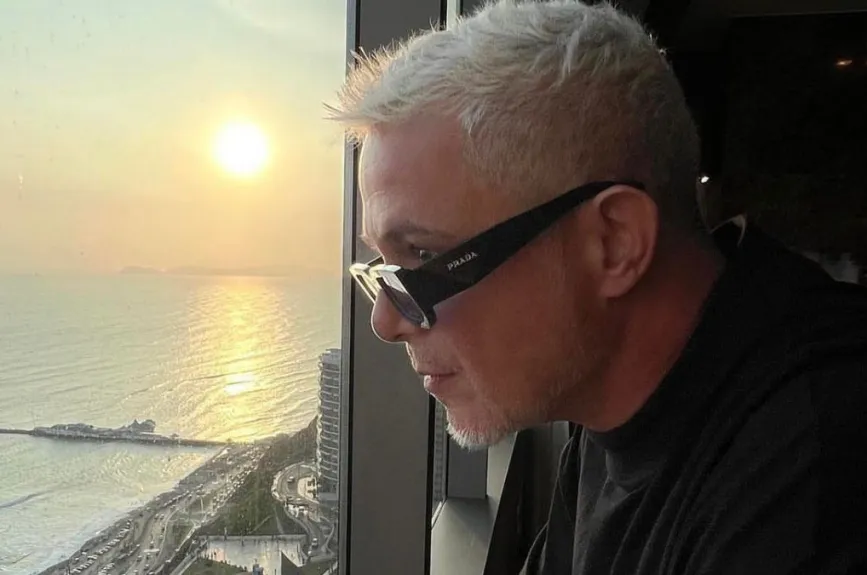 Alejandro de perfil.jpg