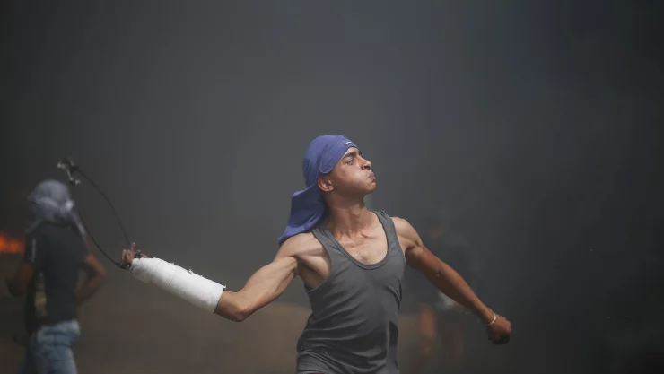 Soldados israelíes matan a dos palestinos en medio de protestas