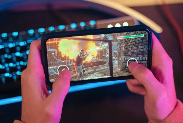 ¿A qué datos personales accede Free Fire?