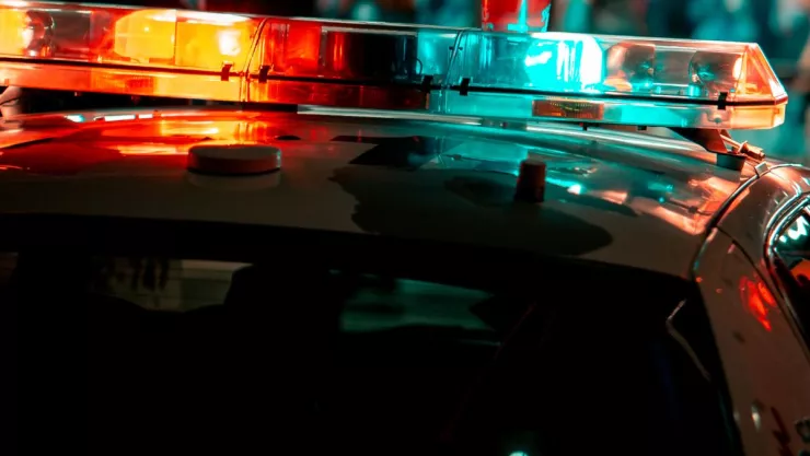 Hallan encobijado bajo puente El Mirador, rumbo a Playas de Tijuana