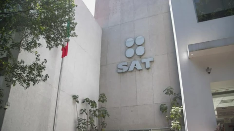 El Servicio de Administraci&oacute;n Tributaria (SAT) permite deducir la compra de boletos de conciertos en M&eacute;xico
