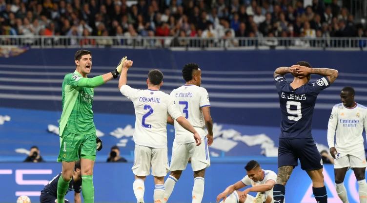 Se termina el primer tiempo en el Santiago Bernabéu | Real Madrid 0-0 Manchester City