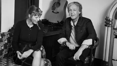 Paul McCartney escribe canción para Taylor Swift
