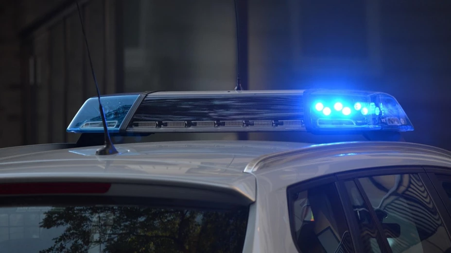 Vehículo abandonado con un cuerpo sin Vida La escondida Tijuana el 1 de marzo de 2025