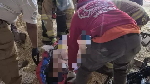 Hombre de 30 años queda prensado en silo de maíz HOY