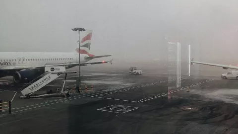 Vuelos en Tijuana continúan con demoras tras días de neblina hoy 12 de noviembre de 2025