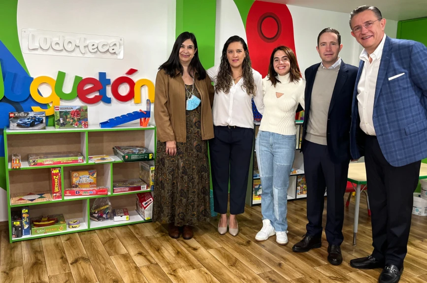 La primera Ludoteca del Juguetón Azteca se inauguró.