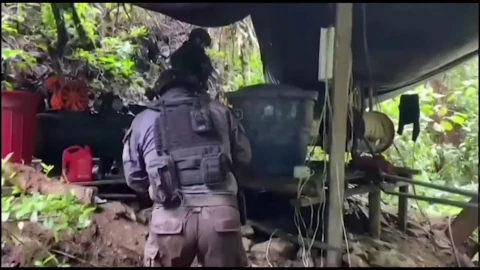 El ejército colombiano decomisó más de seis toneladas de cocaína en el municipio de Samaniego.
