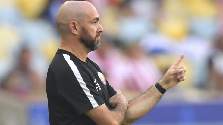 El técnico de Qatar quiere la final con México